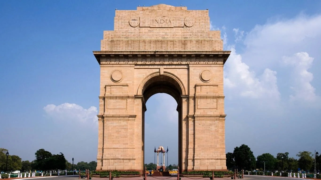 Discover Delhi Agra Tour with VTSPL