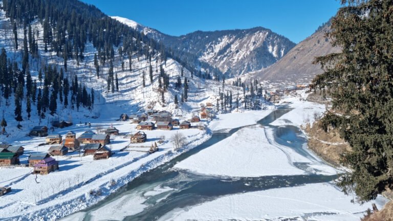Srinagar | Golden Triangle Kashmir Tour