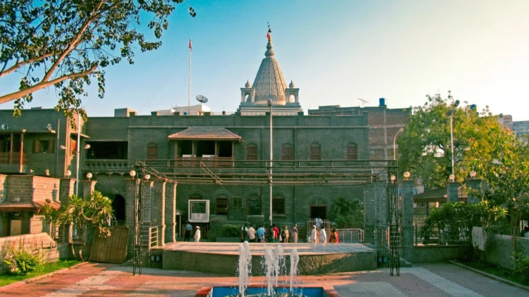 Shirdi Jyotirlinga Tour Package
