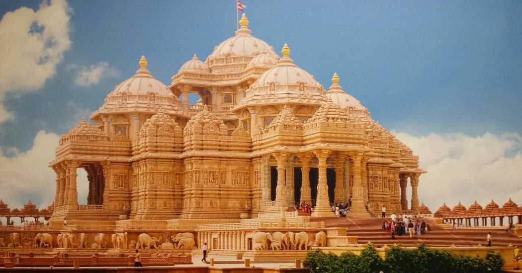 Discover Akshardham Temple, Delhi with VTSPL