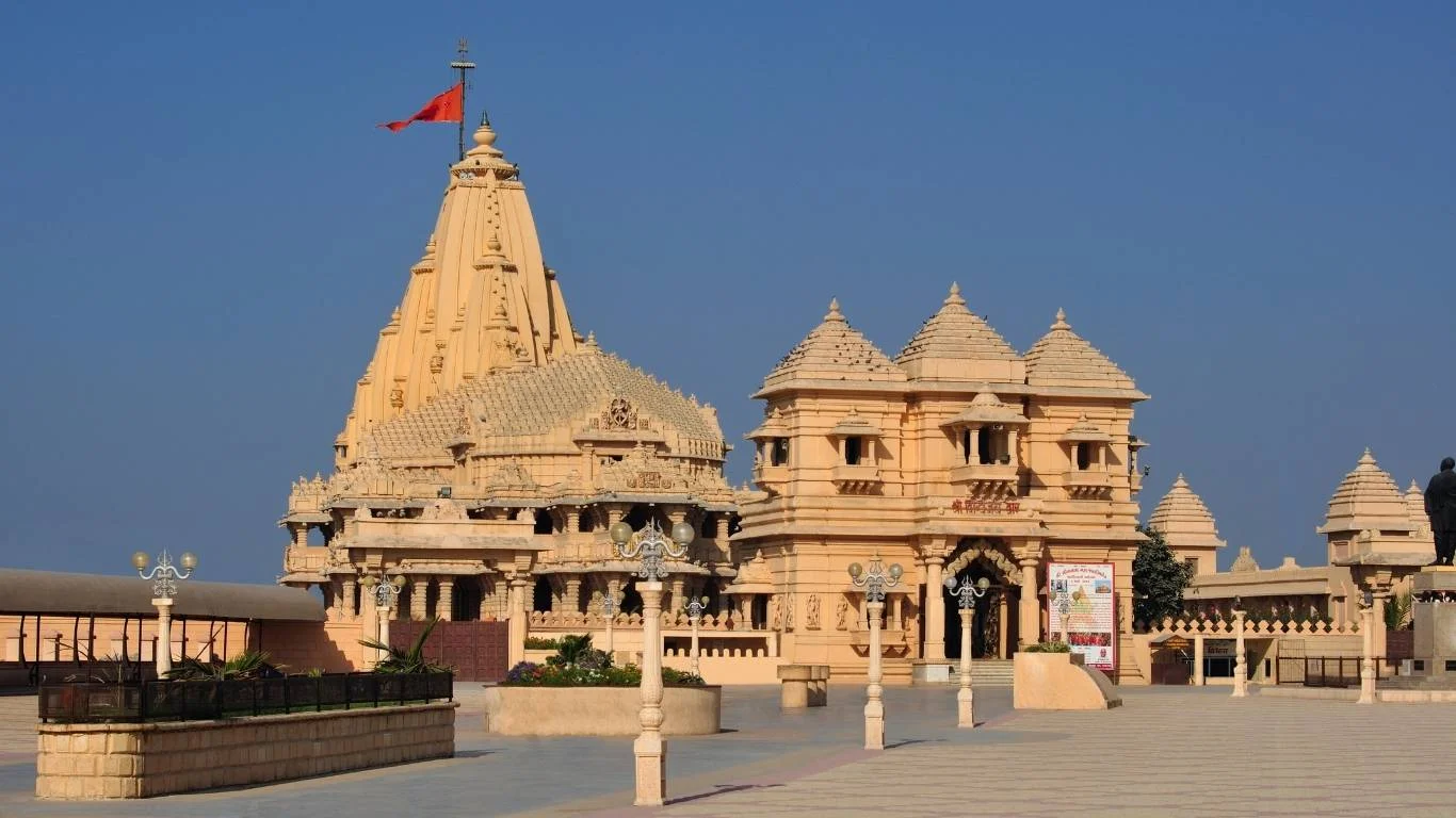 Discover Dwarka Somnath Shirdi Tour with VTSPL