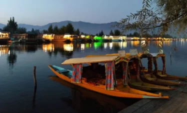 Discover Kashmir Golden Triangle Tour with VTSPL