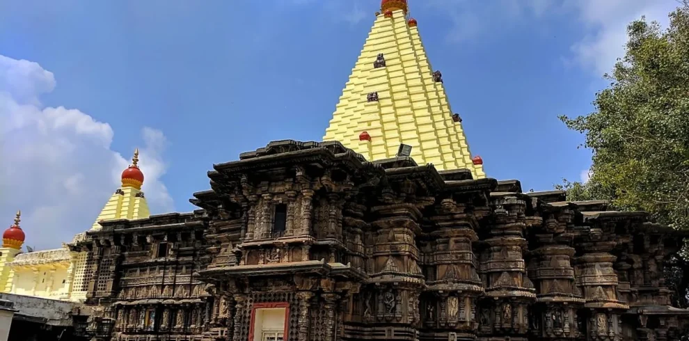 Discover Kolhapur Pandharpur Pilgrimage Tour with VTSPL