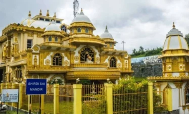 Discover Shirdi Nashik Mumbai Tour with VTSPL