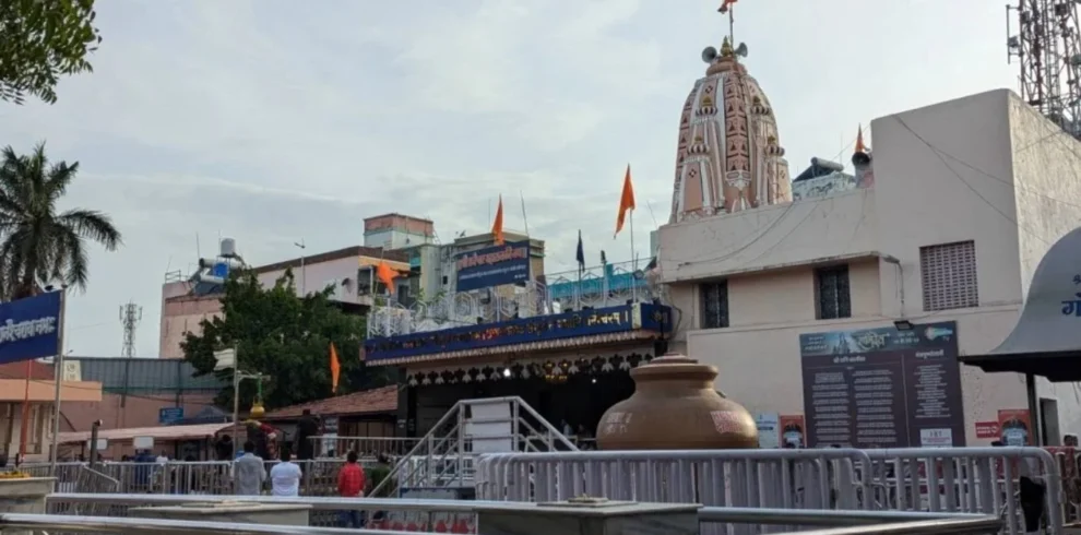 Discover Shirdi Shani Shingnapur Tour with VTSPL