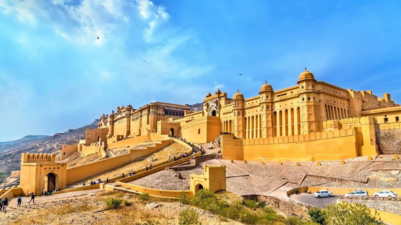 Discover Jaipur Agra Delhi Tour with VTSPL