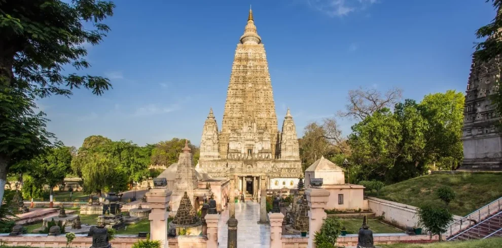 Discover Varanasi Bodh Gaya Tour with VTSPL