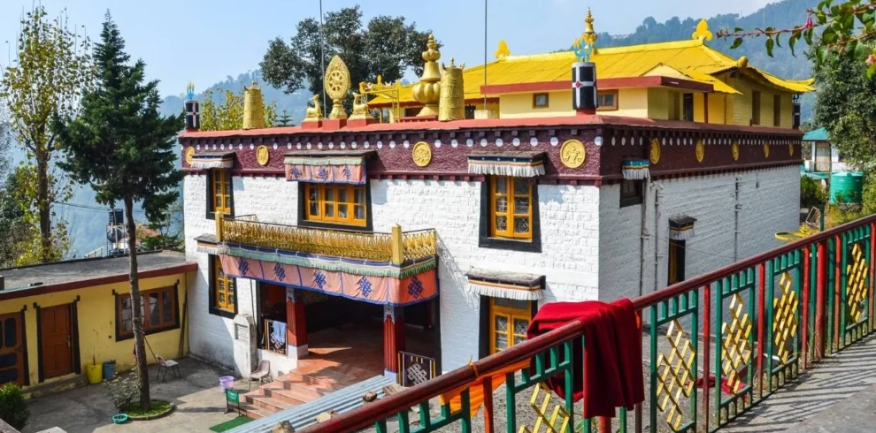 Discover Amritsar Dharamshala Manali Tour with VTSPL