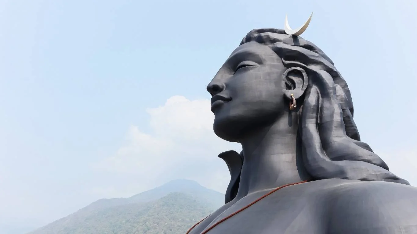 Discover Tamil Nadu Temple Hill Tour with VTSPL