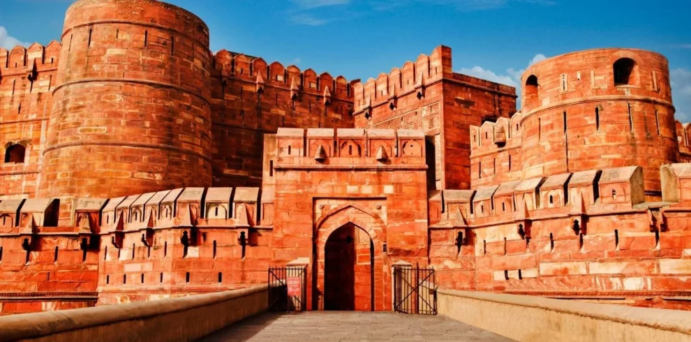 Discover Agra Jaipur Varanasi Tour with VTSPL