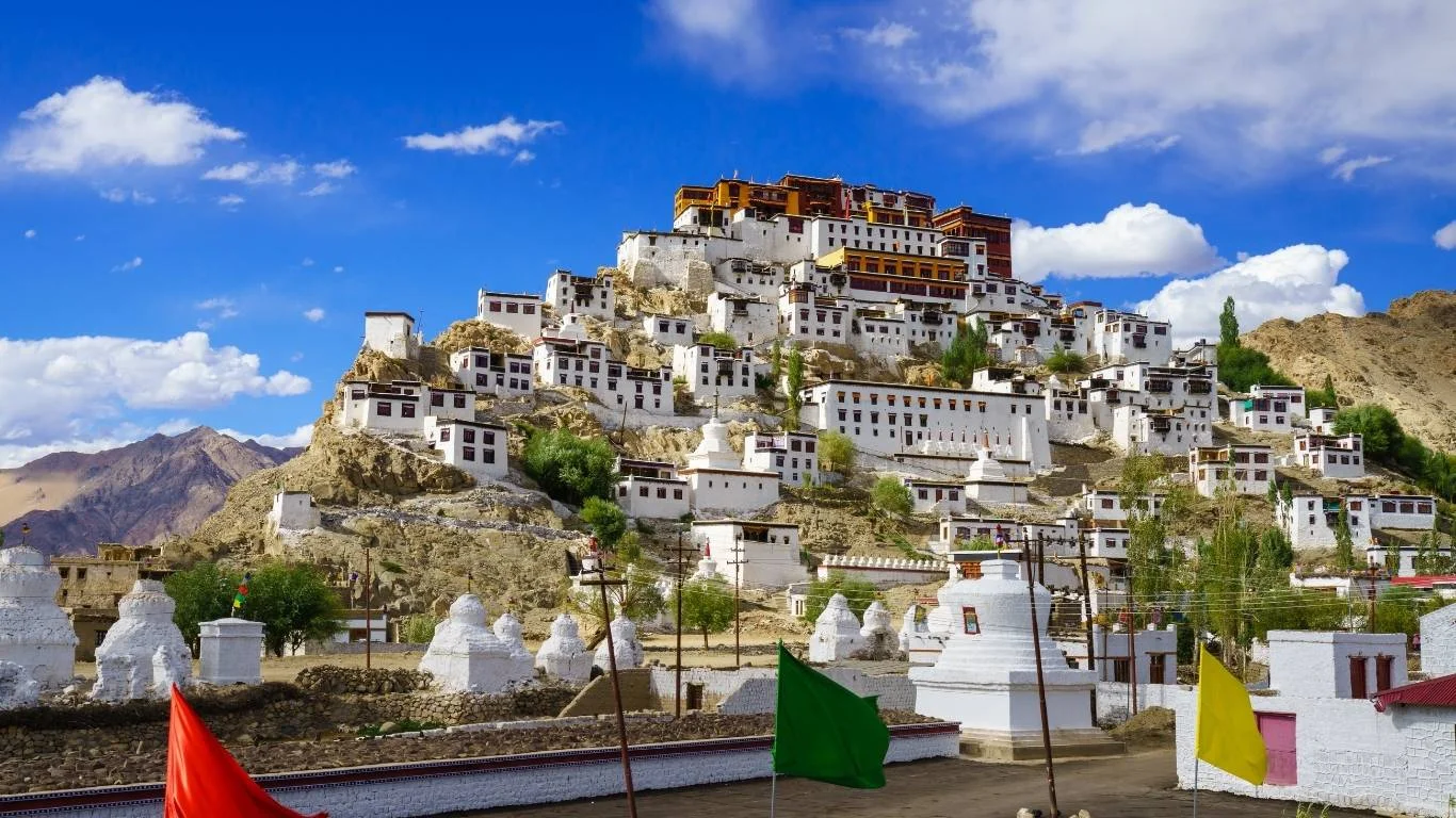 Discover Leh Ladakh Tour from Delhi with VTSPL