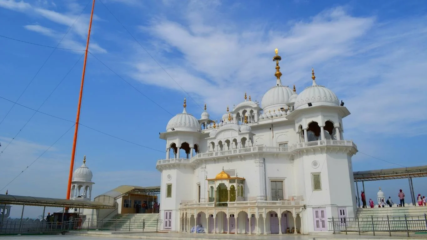 Discover Sikh Pilgrimage Tour India with VTSPL