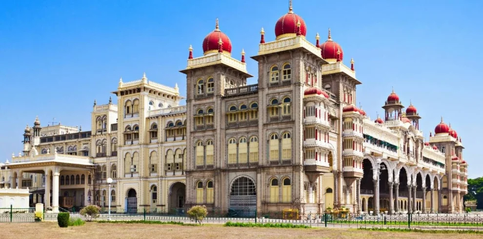 Discover Bengaluru Mysore Tour Package with VTSPL