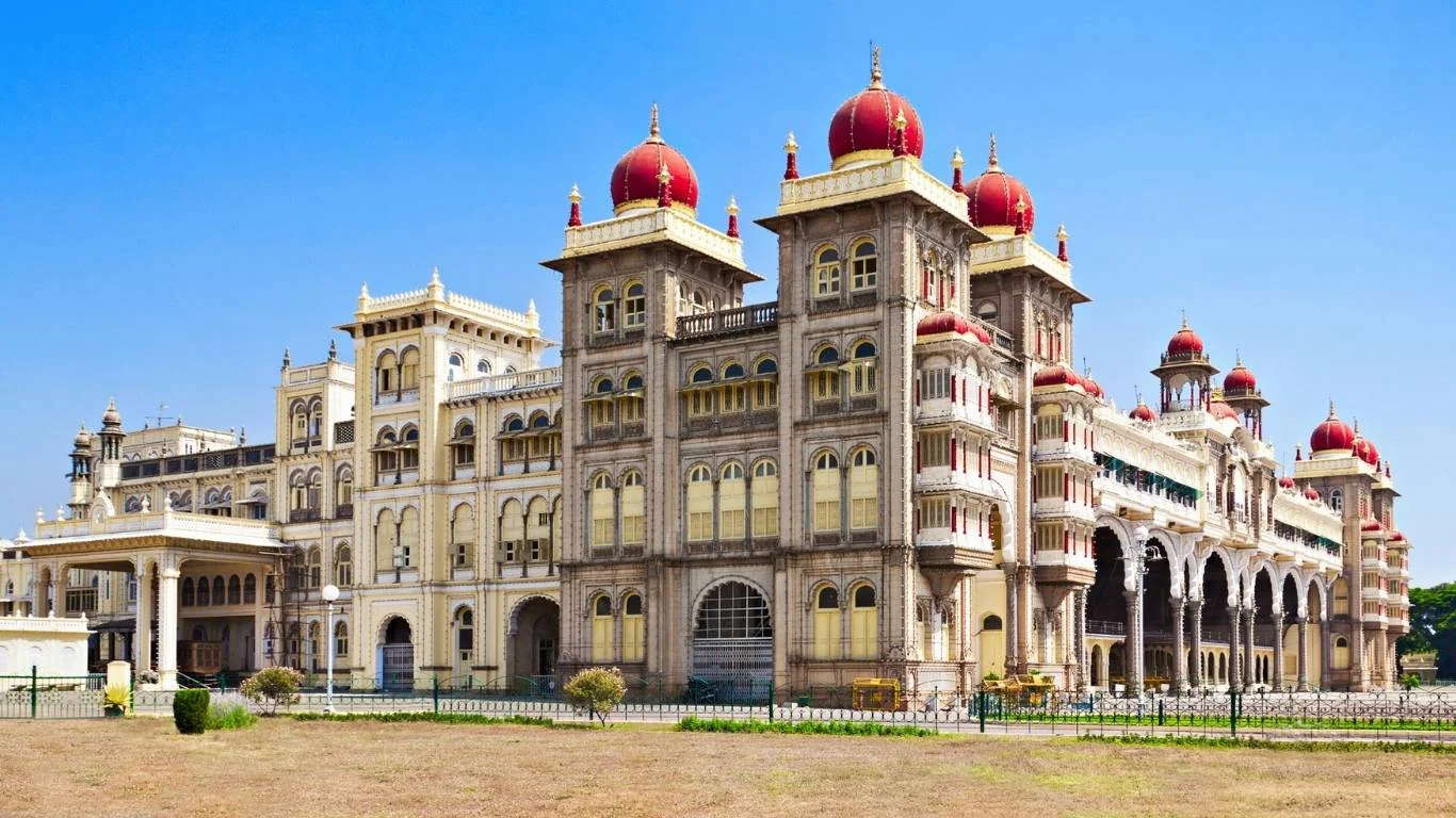 Discover Bengaluru Mysore Tour Package with VTSPL