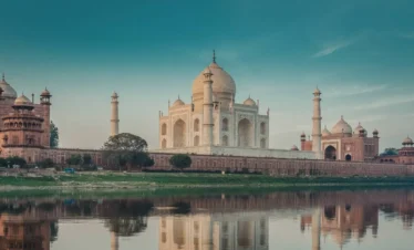 Discover Jaipur Varanasi Gaya Tour with VTSPL
