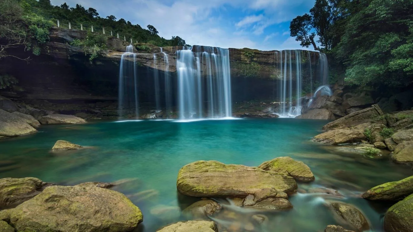Discover Shillong Guwahati Cherrapunji Tour with VTSPL