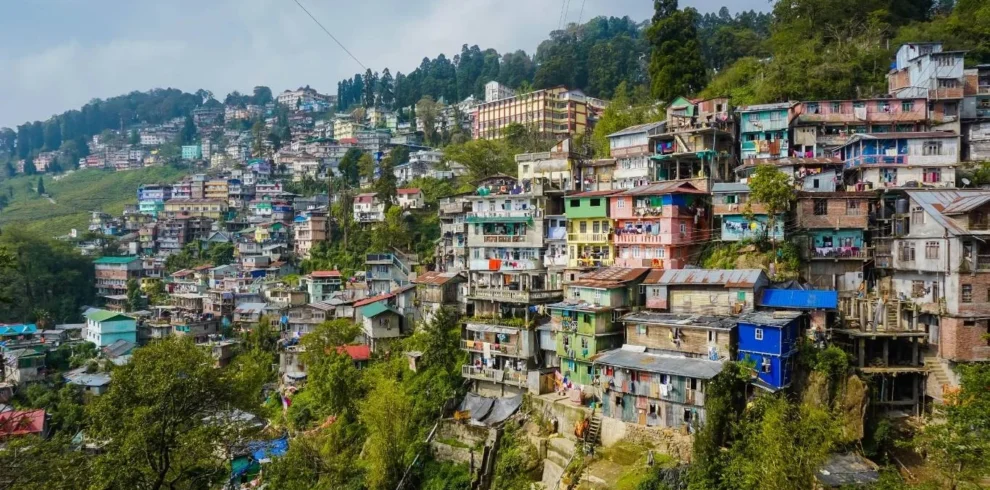 Discover Darjeeling Gangtok Tour Package with VTSPL