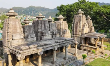 Discover Dwarahat Varanasi Ayodhya Tour with VTSPL