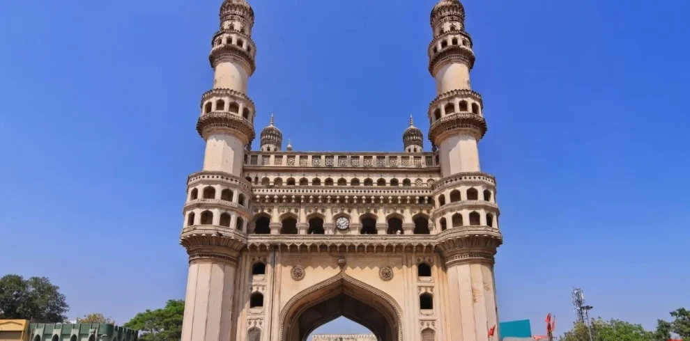 Discover Shirdi Mantralayam Pilgrimage Tour with VTSPL