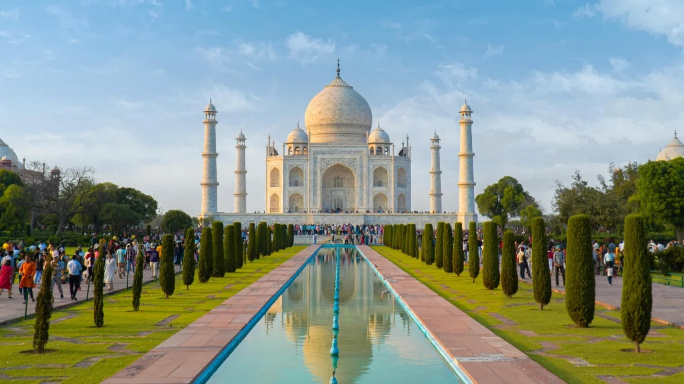 Discover Taj Mahal UNESCO site with VTSPL